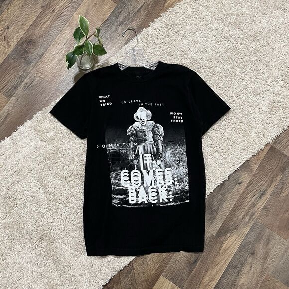 Tops - IT Chapter Two Pennywise The Clown Unisex Small Black Crewneck Graphic Tee